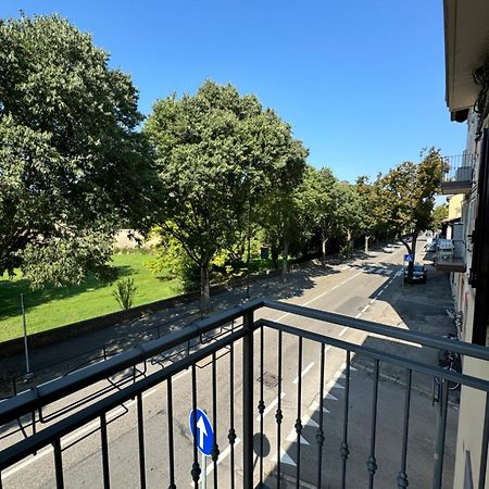 Casaspensieratezza - 5 Persone - Posto Auto Riservato - Colazione Forlì Dış mekan fotoğraf